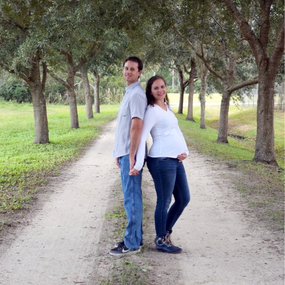 CLEARING MY CLOSET FOR BABY - Picture 6 of 8